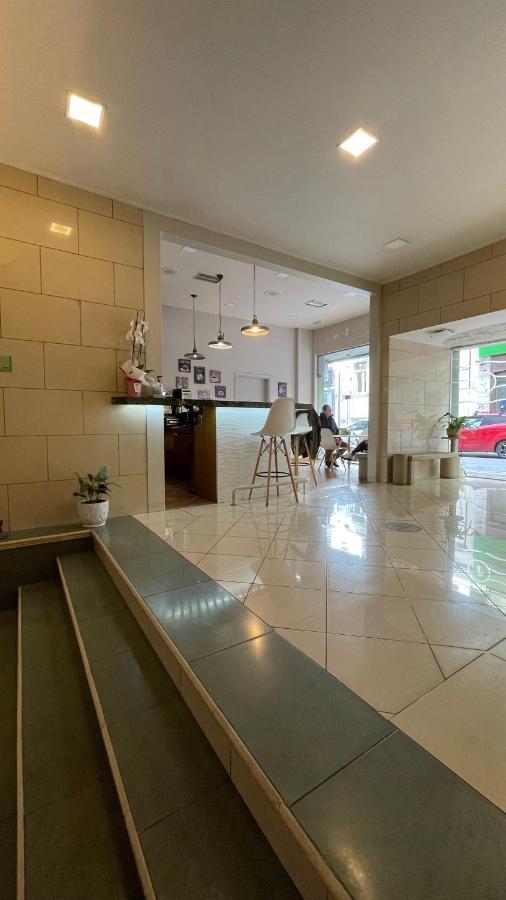 Hotel Atlanta Патра Экстерьер фото