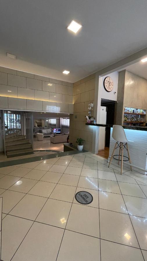 Hotel Atlanta Патра Экстерьер фото