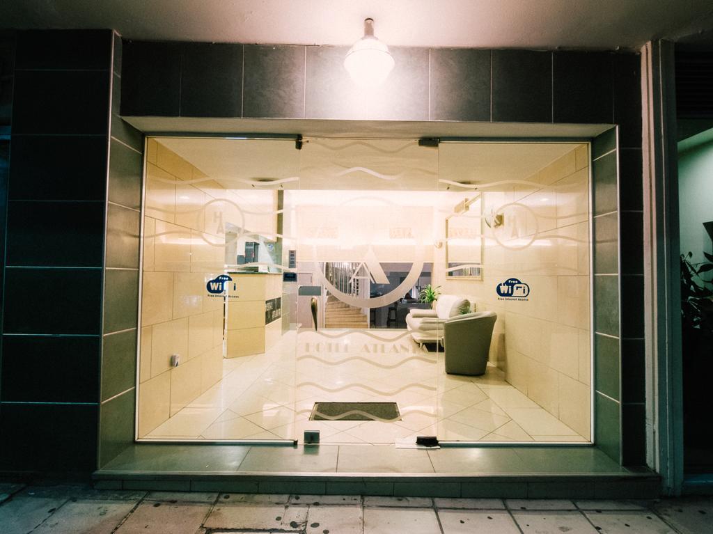 Hotel Atlanta Патра Экстерьер фото