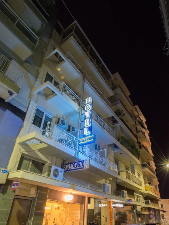Hotel Atlanta Патра Экстерьер фото